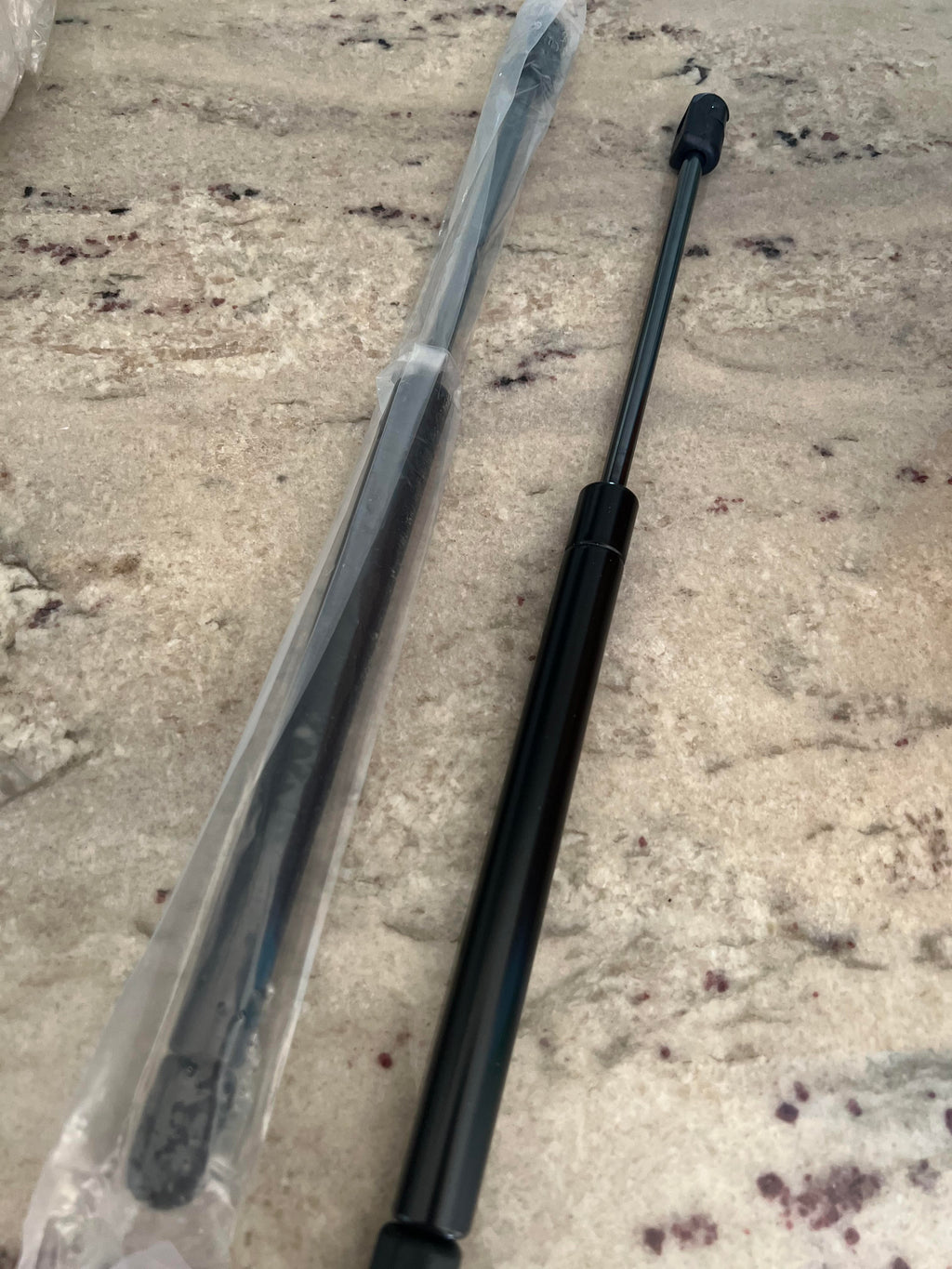 Low Pressure Hood Struts set Q50/60